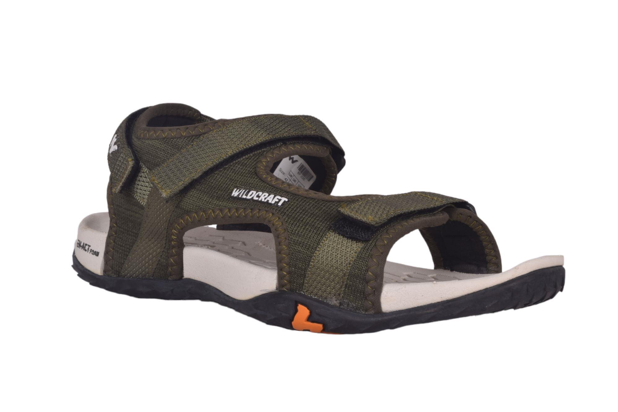 Buy Men's Sandals and Floaters online | Looksgud.in