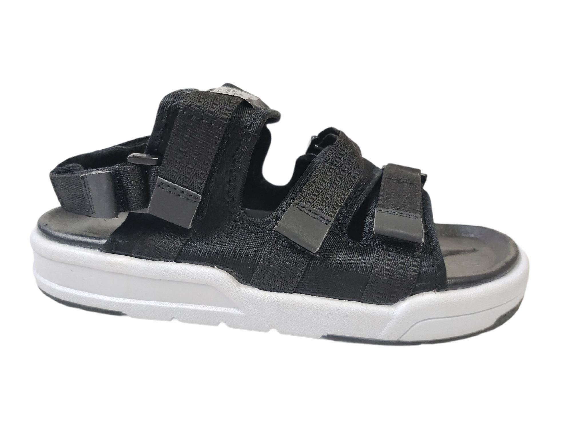 vento chappals