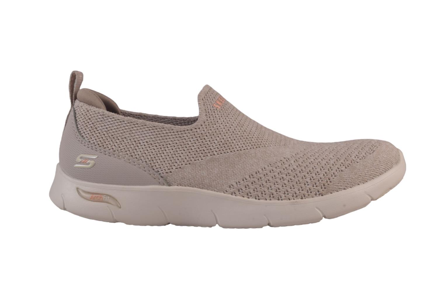 Footsapp Casual Wear Chinese Women Skechers Shoes, Size: 36-41, Packaging  Type: Box at Rs 450/pair in New Delhi