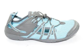 wildcraft sports shoes online